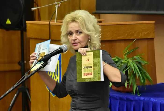 У Києві можна купити автограф Фаріон за 1 тисячу доларів
