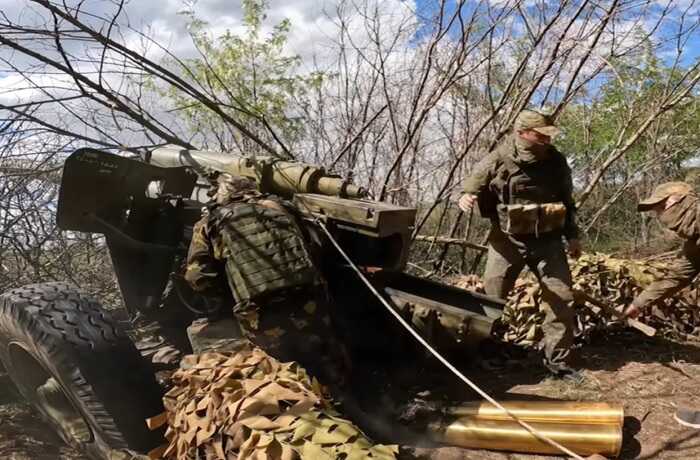 Росіяни прорвали оборону ЗСУ в районі Торецька і рухаються до траси, — DeepState