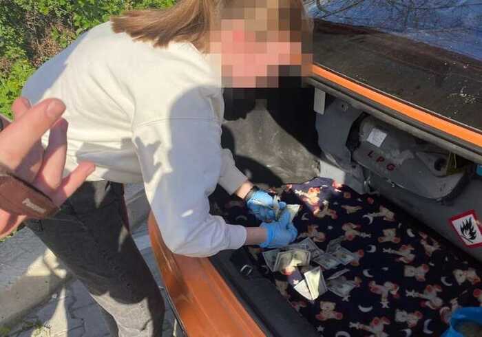Викрито посадовицю тернопільського вишу на "продажі" фіктивного працевлаштування для відстрочки